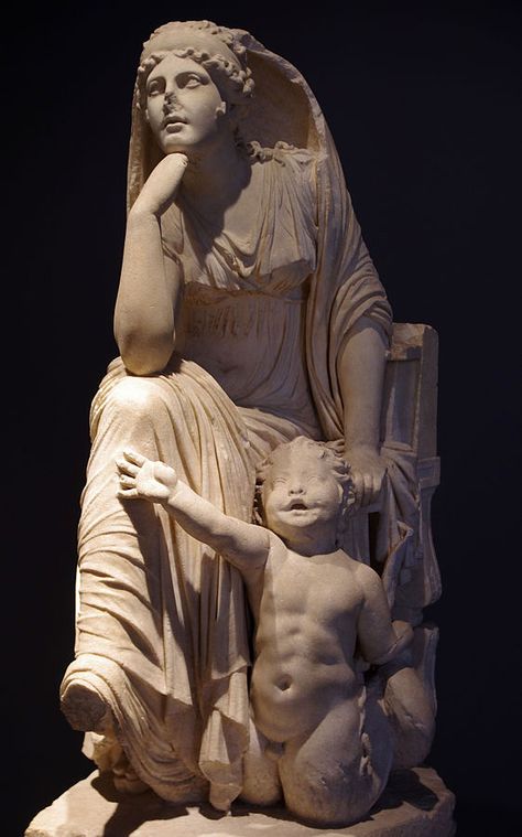 Sculpture of Thetis with baby Triton in Palazzo Massimo alle Terme Thetis Goddess, Titans Greek Mythology, Baby Statue, Artemis Goddess, Greek Sea, Greek Statues, The Titans, Step Kids, Goddess Art