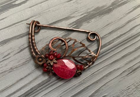 Wire Wrapped Brooch, Brooch Scarf, Copper Brooch, Red Brooch, Diy Wire Jewelry Rings, Sweater Brooch, Wire Jewelry Rings, Sweater Pin, Wire Wrapped Jewelry Diy