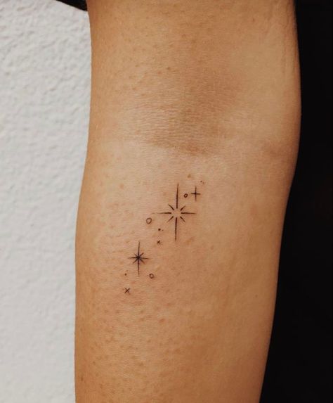 Ephemeral Tattoo, Aesthetic Tattoo Ideas, Sparkle Tattoo, Wishing Star, Basic Tattoos, Tattoos Inspo, 20 Aesthetic, Small Pretty Tattoos, Petite Tattoos