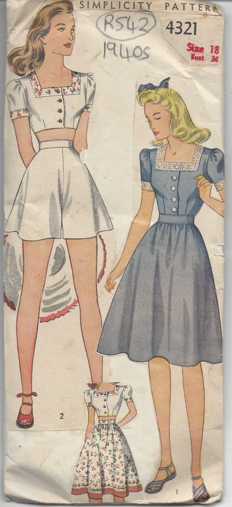 Vintage Vogue Sewing Patterns, Scale Pattern, Playsuit Dress, Vogue Sewing, Vogue Sewing Patterns, Poses References, Couture Vintage, Vestidos Vintage, 1940s Fashion