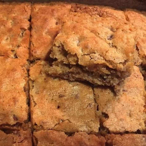 SWEET ALABAMA PECAN BREAD – Tasty Recipes Crock Pot Hashbrown Casserole, Taco Crock Pot, Alabama Pecan Bread, Pecan Bread Recipe, Pecan Bread, Powdered Sugar Glaze, Bar Desserts, Hashbrown Casserole, Caramelized Sugar