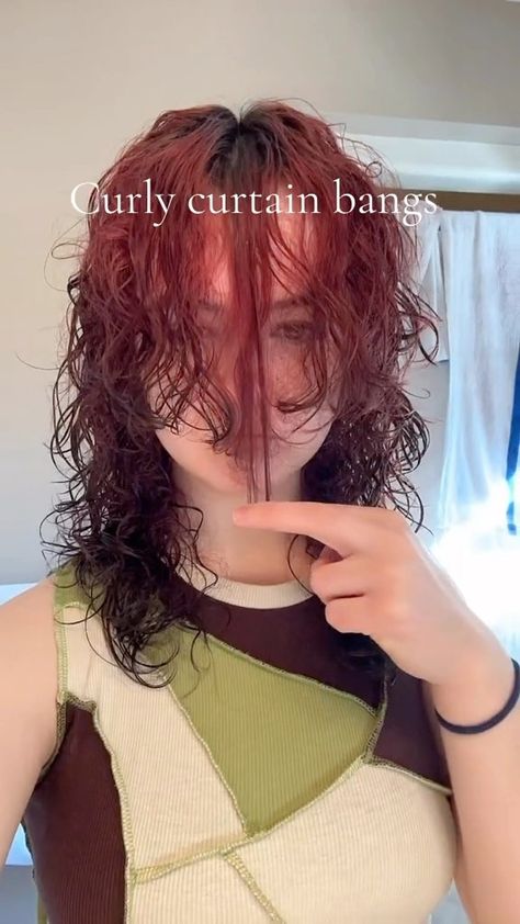 You Love💞 | ❤️💞 | Instagram Wold Cute Hair Curly, Short Curly Haircuts Red Hair, Wolfcut Short Hair With Bangs Curly, Curly Hairstyles With Bangs And Layers, Curly Hair Short With Bangs, Curly Bangs Haircut Tutorial, Curly Haircut Wolfcut, Lions Cut Curly Hair, Curly Kitty Cut