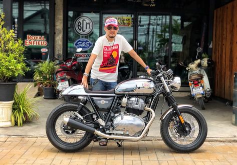 Modified Royal Enfield Interceptor 650 motorcycles which will blow your mind Interceptor 650 Modified, Royal Enfield Interceptor 650, Royal Enfield Interceptor, Interceptor 650, Paint Themes, Enfield Motorcycle, Standard Motorcycle, Bone Stock, Cafe Bike