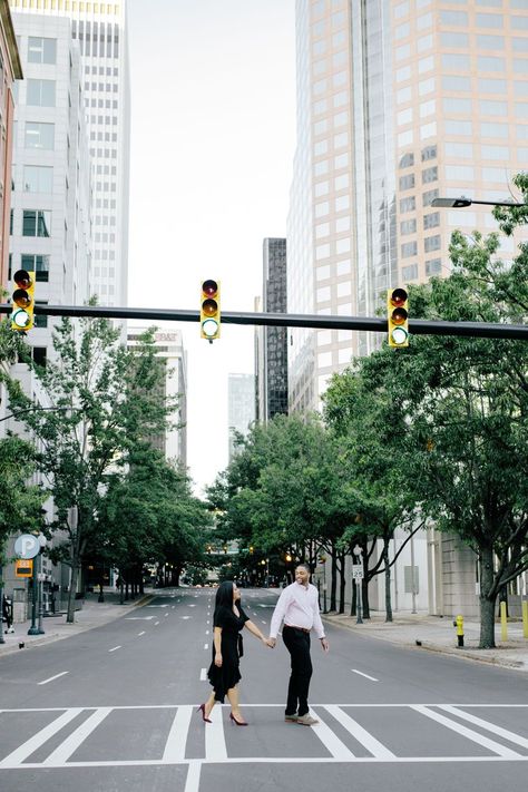 Charlotte Engagement Photos, Uptown Charlotte Nc, Downtown Charlotte, Winter Engagement Photos, Charlotte Wedding, Charleston Wedding, Location Photography, Convention Center, Santa Baby