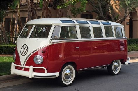 Nice Volkswagen 2017: 1960 VOLKSWAGEN 23-WINDOW MICROBUS...  " We be BUGGIN'..." Check more at http://carsboard.pro/2017/2017/03/12/volkswagen-2017-1960-volkswagen-23-window-microbus-we-be-buggin/ Vw Bus T2, Motorcycle Camping Gear, Volkswagen Vans, T1 Bus, Volkswagen Type 2, Volkswagen Van, Vintage Vw Bus, Vw Vans, Classic Volkswagen