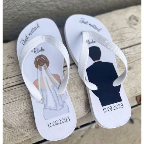 US $16.35 10％ Off | Personalized Printed Flip Flop Honeymoon Travel Mr Mrs Photo Props Wedding Bridal Shower Bridesmaid Gifts Proposal For Guest Photo Props Wedding, Custom Flip Flops, Wedding Giveaways, Wedding Honeymoon, Wedding Photo Props, Honeymoon Travel, Mr And Mrs, Just Married, Flip Flop