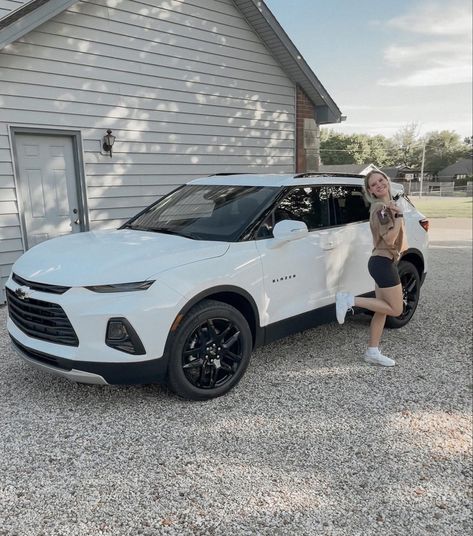 Suv White Dream Cars, Dream Suv Cars, Aesthetic Suv Cars, 2022 White Chevy Blazer, Cars For New Drivers, Aesthetic Affordable Cars, Mom Cars Luxury, First Cars Aesthetic, Blacked Out Chevy Blazer