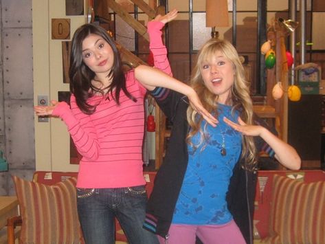 Icarly Carly, Icarly Cast, Old Nickelodeon Shows, Jeannette Mccurdy, Nathan Kress, Corbin Bleu, Victorious Cast, 2010s Nostalgia, Sam & Cat