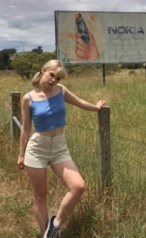 Shorts Outfits Aesthetic, Haze Aesthetic, Dani California, Trailer Park Princess, Trash Magic, Americana Aesthetic, 90s Runway, Lizzy Grant, Heart Shaped Sunglasses