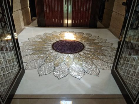 Pooja Room Flooring, Marble Inlay Designs, Floor Inlay, Retreat Centre, Inlay Flooring, Flooring Pattern, Marble Interior, Modern Tv Units, Inlay Design