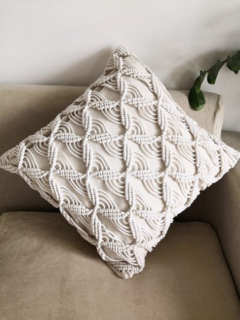 Macrame Pillow Cover, Macrame Pillow, Pola Macrame, Wedding Pillow, Crochet Cushion Cover, Cotton Wedding, Macrame Wall Hanging Patterns, Handmade Cushion Covers, Crochet Pillows