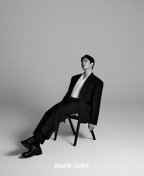 Yoon Kyun Sang, Vogue Poses, Kyun Sang, Man Pose, Marie Claire Korea, Male Portrait Poses, Men Fashion Photoshoot, Juun J, Male Models Poses