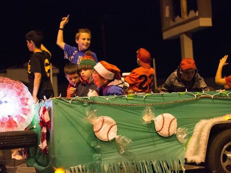 Baseball Themed Parade Floats, Baseball Christmas Parade Float Ideas, Baseball Christmas Float Ideas, Softball Christmas Parade Float Ideas, Softball Floats Parade Ideas, Baseball Float Ideas Parade, Baseball Parade Float, Parade Float Ideas Baseball, Winter Parade Float