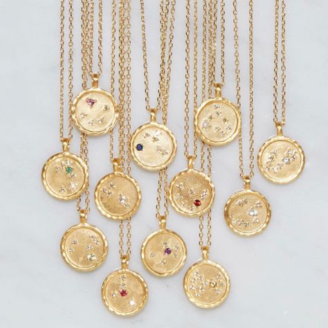 SATYA JEWELRY ZODIAC COLLECTION Love the two zodiac collections from Satya Jewelry, astrologically inspired necklaces. An amazing gift for yourself or the astrology lover in your life… Necklace Chart, Zodiac Sign Jewelry, Zodiac Jewellery, Constellation Earrings, Satya Jewelry, Astrology Necklace, Zodiac Collection, Celestial Necklace, Baby Jewelry