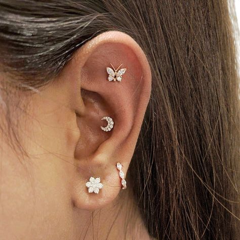 Maria Tash, Cute Piercings, Big Jewelry, Love My Body, Conch Piercing, Piercing Tattoo, A Butterfly, Ear Jewelry, Conch