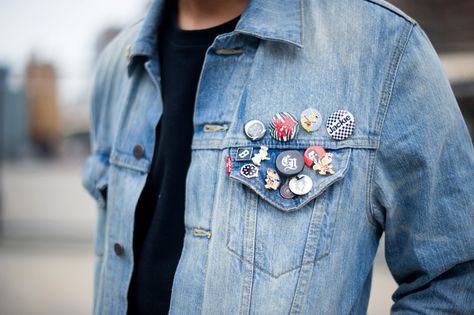 Denim jacket with badges Pins On Denim Jacket, Levi Jean Jacket, Dark Blue Denim Jacket, Custom Jean Jacket, Jacket Pins, Custom Jeans, Custom Denim, Denim Patches, Patched Jeans