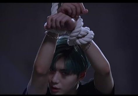 Taemin Famous, Shinee Taemin, Lee Taemin, Shinee, Boy Bands, Gif, Music