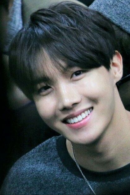 hourly j-hope on Twitter: "… " J-hope Cute Smile, Hobi Day, J Hope Smile, All Bts Members, Jhope Cute, Hoseok Bts, Bts J Hope, J Hope, Bts Members