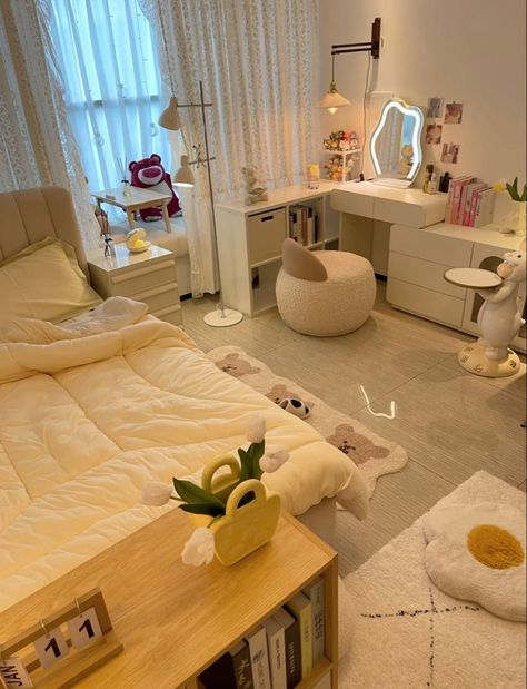 Room Inspo Korean, Korean Style Room, Japan Room, Dream Apartment Decor, Room Redesign, Pinterest Room Decor, Study Room Decor, Small Room Design, Redecorate Bedroom