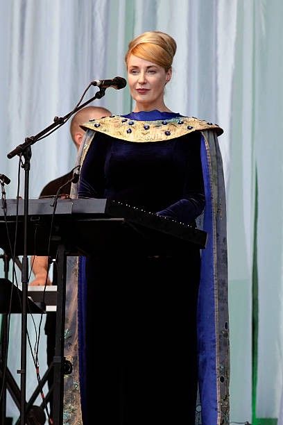 Lisa Gerrard, Dead Can Dance, Saree