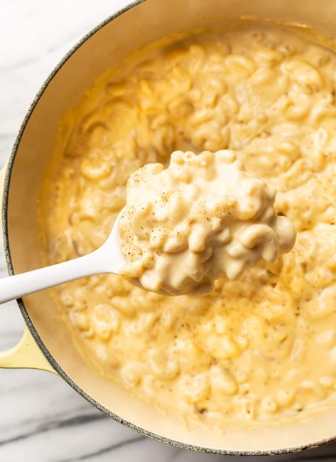 This extra creamy mac and cheese is sure to become a new favorite! Evaporated milk is the key to its creaminess. Mac And Cheese Recipe Evaporated Milk, Mac Abd Cheese, Velveeta Mac And Cheese, Evaporated Milk Recipes, Mac And Cheese Sauce, Allergy Recipes, Classic Mac And Cheese, Cheese Homemade, Goat Cheese Pasta