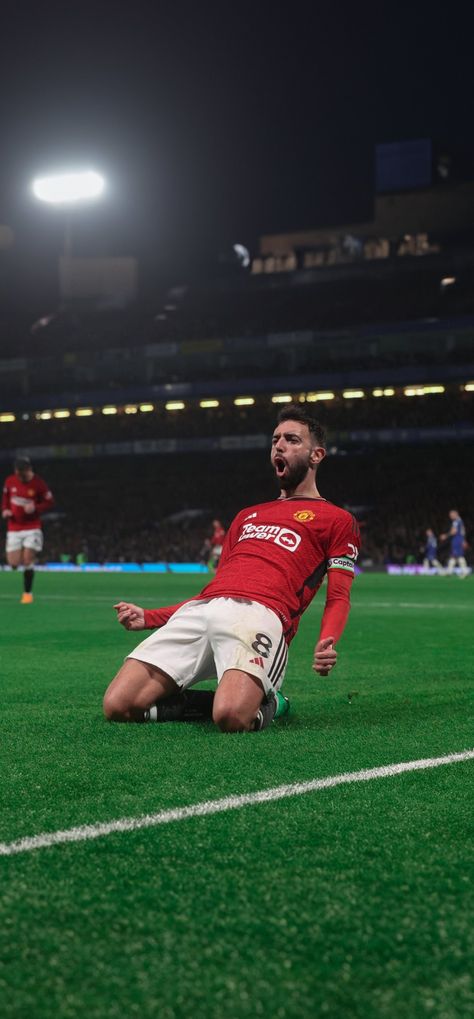 Bruno Fernandes Wallpaper, Bruno Fernandes, Manchester United Wallpaper, Eminem Rap, Manchester United Fans, Football Images, Man Utd, Football Wallpaper, Man United