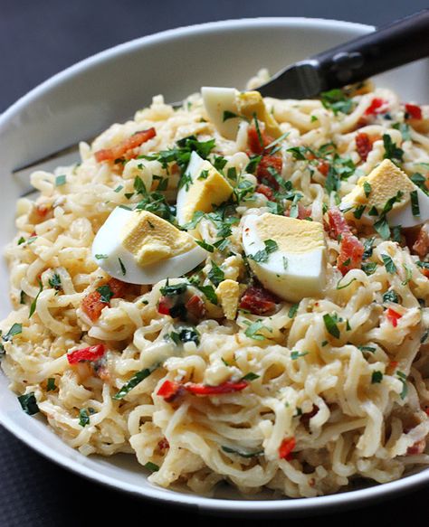 Egg Ramen, Ramen Noodle Bowl, Creamy Scrambled Eggs, Cheesy Eggs, Homemade Ramen, Ramen Noodle Recipes, Sweet Bell Peppers, Hard Cooked Eggs, Asiago Cheese