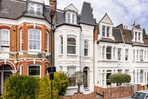 Victorian townhouse for sale in London Victorian House London, English Townhouse, London Brick, Victorian Townhouse, London Townhouse, Victorian London, Floor Plan Layout, Open Fireplace, Charming Garden