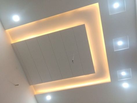 Celling ideas Ceiling Photos, Bedroom Gypsum, Hall Room Design, Beautiful Ceiling Designs, Wall Mirror Ideas, Simple False Ceiling, White Coffee Table Modern, Drawing Room Ceiling Design, Pop Design For Roof