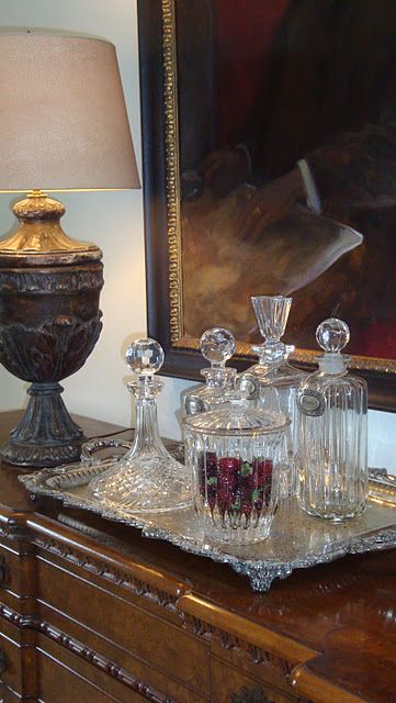 Decanters on silver tray on dining room buffet! Decanter Display, Bar Tray, Bar Cart Styling, Dining Room Buffet, Drinks Tray, English Country Style, Bar Cart Decor, Silver Trays, Crystal Decanter