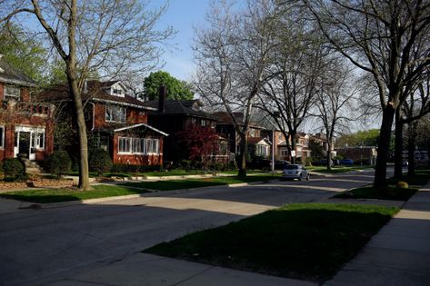 Middle Class Neighborhood, Pedestrian Walk, Buying Groceries, Beneath The Surface, Middle Class, South Shore, Big Houses, Apartment Building, Ny Times