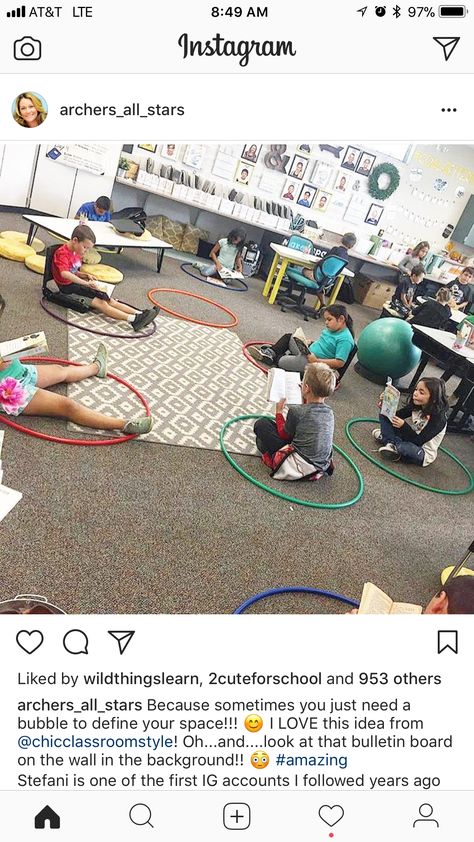 Flexible Seating Elementary, Flexible Seating Classroom, Classroom Goals, Teacher Aesthetic, Classroom Hacks, Elementary Classroom Decor, 2nd Grade Classroom, Flexible Seating, Independent Reading