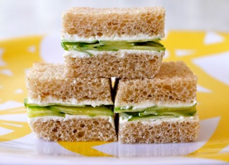 9 School Lunches for Picky Eaters - PureWow Cucumber Cream Cheese Sandwiches, Cucumber Cream Cheese, Cream Cheese Sandwiches, Kid Lunches, Lunch Box Bento, Toddler Lunches, Toddler Snacks, Tea Sandwiches, Vegetarian Meals