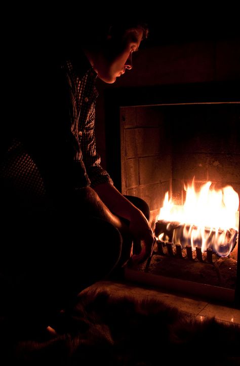 fireplace - Reading By Fireplace Aesthetic, Couple By The Fireplace, Fireplace Love Couple Romantic, Fireplace Photoshoot, Fireplace Aesthetic Cozy Dark, Fireplace Gif Aesthetic, Cabin Fireplace, Comfy Winter, Winter Photoshoot