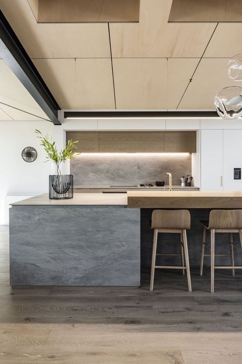 Sensational Stone Gris | Archant Porcelain | Archant | Archant Split Level Kitchen, Timber Benchtop, Kitchen Benches, Split Level, Residential House, Commercial Design, Kitchens Bathrooms, Strip Lighting, Dining Bench