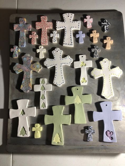 Air Dry Clay Cross Diy, Clay Crosses Diy, Polymer Clay Cross, Christian Games, Craft Retreat, Clay Cross, Ceramic Crosses, Beginner Pottery, Clay Magnets