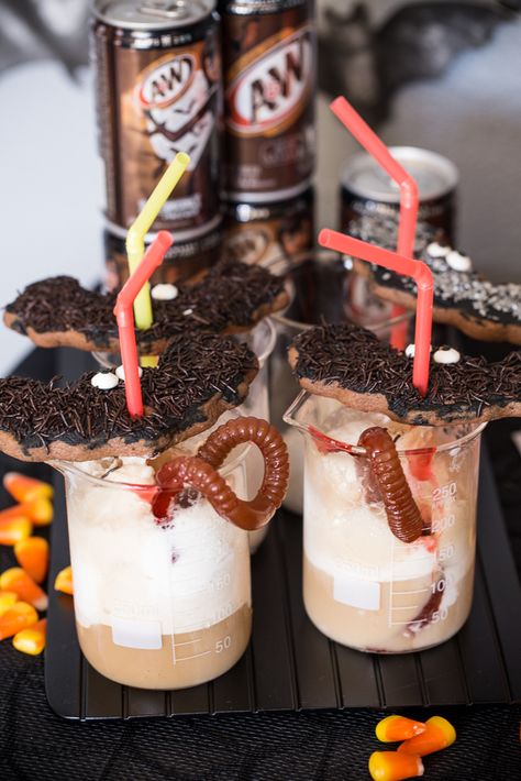 Halloween Root Beer Floats - The Seaside Baker Halloween Root Beer Floats, Halloween Customer, Root Beer Floats, Halloween Names, A&w Root Beer, Beer Store, Beer Float, Garden Pest Control, Root Beer Float