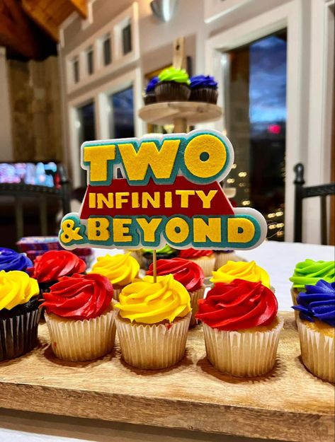 2 Infinity And Beyond Birthday Food, Two Infinity And Beyond Birthday Theme, Toy Story Cupcakes Ideas, Two Infinity And Beyond Birthday Cupcakes, Toy Story Birthday Cupcakes, Two Infinity And Beyond Cupcakes, Two Infinity And Beyond Birthday Desserts, Woody And Buzz Birthday Party, 2 Infinity And Beyond Birthday Cupcakes