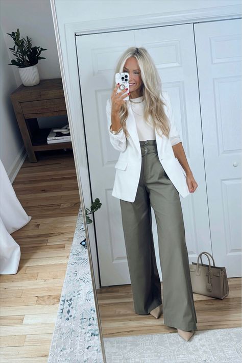 Buisness Outfits, Networking Event Outfit, Event Outfit Ideas, Conference Outfit, Work Attire Women, Corporate Baddie, Classy Business Outfits, Casual Work Outfits Women, Business Professional Outfits