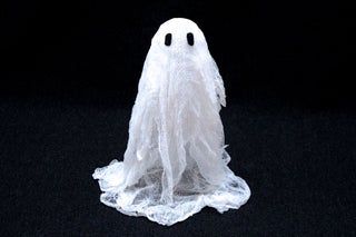 Cheesecloth Ghost Diy, Halloween Table Ideas, Party To Do List, Halloween Pumpkin Recipes, Halloween Decorations Crafts, Diy Halloween Ghosts, Cheesecloth Ghost, Liquid Starch, Decorate For Halloween