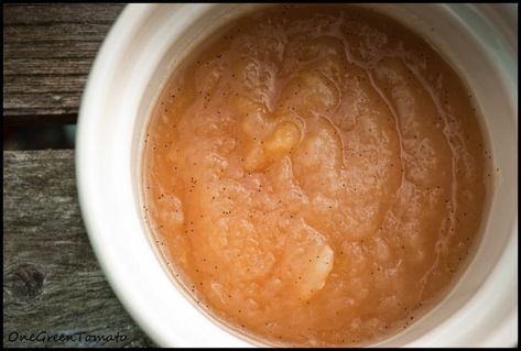 Vanilla Applesauce, Canning Applesauce, Applesauce Recipe, Food Mill, Apple Maple, Meat Markets, Food Swap, Cooked Apples, Food Names