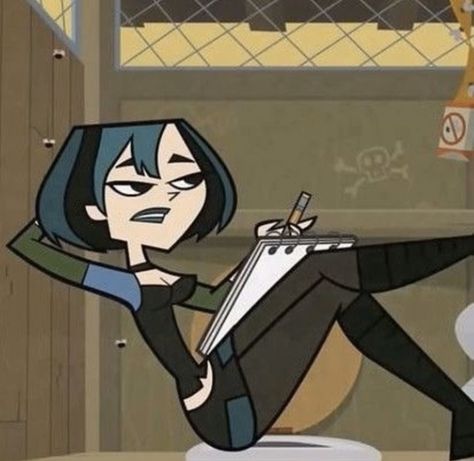 Gwen Pfp Total Drama, Gwen A Tutto Reality, Gwen Total Drama Pfp, Gwen From Total Drama Island, Total Drama Island Gwen, Total Drama Island Pfp, Total Drama Island Characters, Gwen Total Drama, Gwen Tdi