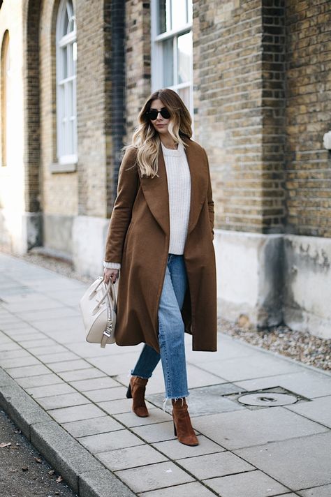 Minimalist Moda, Pijamas Women, Skandinavian Fashion, Frayed Hem Jeans, Outfit Chic, Winter Mode, Fashion Blogger Style, Autumn Outfits, Casual Cardigans