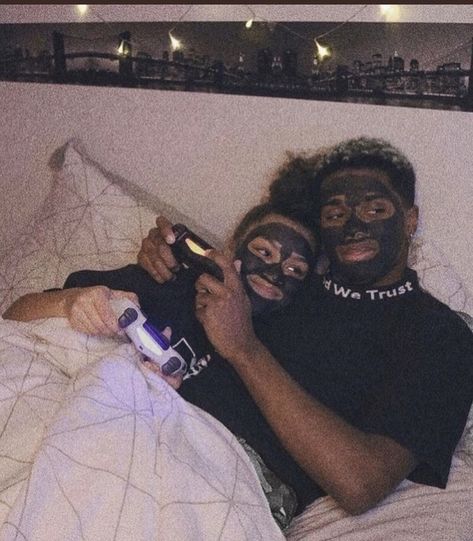 Basketball Relationship Goals, Stile Kylie Jenner, Flipagram Instagram, Black Relationship Goals, Cute Couple Outfits, Black Love Couples, Couple Goals Teenagers, Black Couples Goals, Foto Poses