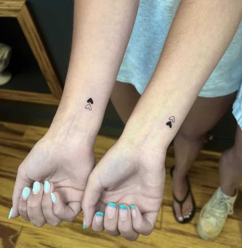 Sister Heart Tattoos, Matching Heart Tattoos, Sister Symbol Tattoos, Fingerprint Tattoos, Love Heart Tattoo, Partner Tattoos, Matching Friend Tattoos, Matching Best Friend Tattoos, Matching Friend