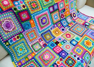 Patchwork Granny Square Blanket, Babette Blanket, Granny Blanket, Granny Pattern, Knit Blankets, Crochet Bedspread Pattern, Crochet Motif Patterns, Crochet Bedspread, Beginner Crochet Projects