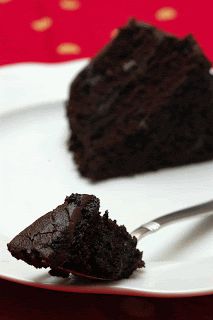 Hershey Cake, Dark Chocolate Cake Recipes, Hershey Chocolate Cakes, Chocolate Cobbler, Cocoa Cake, Dark Chocolate Cake, Amazing Chocolate Cake Recipe, Cocoa Recipes, Devils Food Cake