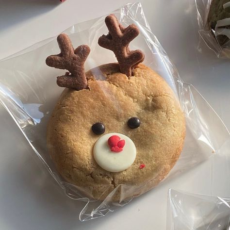 Christmas Aesthetic Tumblr, Pfp Header, Desserts Aesthetic, Winter Icon, Snack Gift, Cake Bakery, Cute Baking, Christmas Feeling, Aesthetic Tumblr