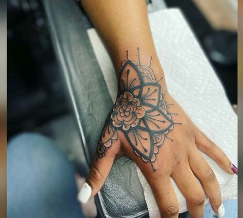 @Areeisboujee Hand Tattoo Cover Up, Back Of Hand Tattoos, Small Wave Tattoo, Omerta Tattoo, Skeleton Hand Tattoo, Tattoos For Black Skin, Hand Tattoos For Women, Small Hand Tattoos, Tattoo Videos