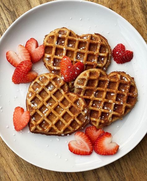 It's Valentine's Day...of course we're eating heart-shaped waffles! #iamwellandgood #regramlove @daliciousdish Strawberry Waffles Aesthetic, Heart Waffles Aesthetic, Heart Shaped Waffles, Heart Waffles, Heart Pancakes, Heart Shaped Pancakes, Heart Shaped Food, Strawberry Waffles, Food Shapes